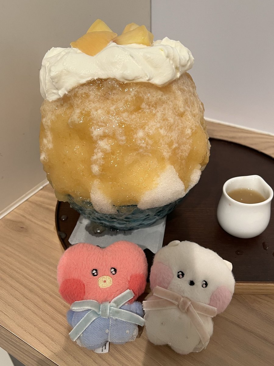 greenpinklovers's tweet photo. 暑くて暑くて涼を求めて🍧
一年ぶりの🍑🍧
やっぱり美味しいなぁ〜💕💕￼￼￼😋
（そして最後は寒いー🤣） https://t.co/AeRVTykI26