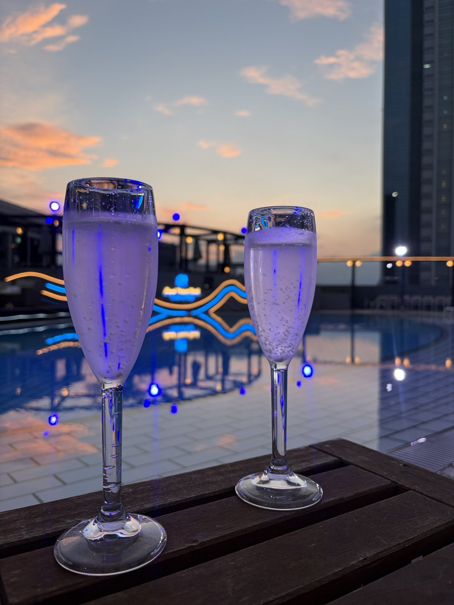 sho_698's tweet photo. 🍾 https://t.co/ET0BIKw6g0