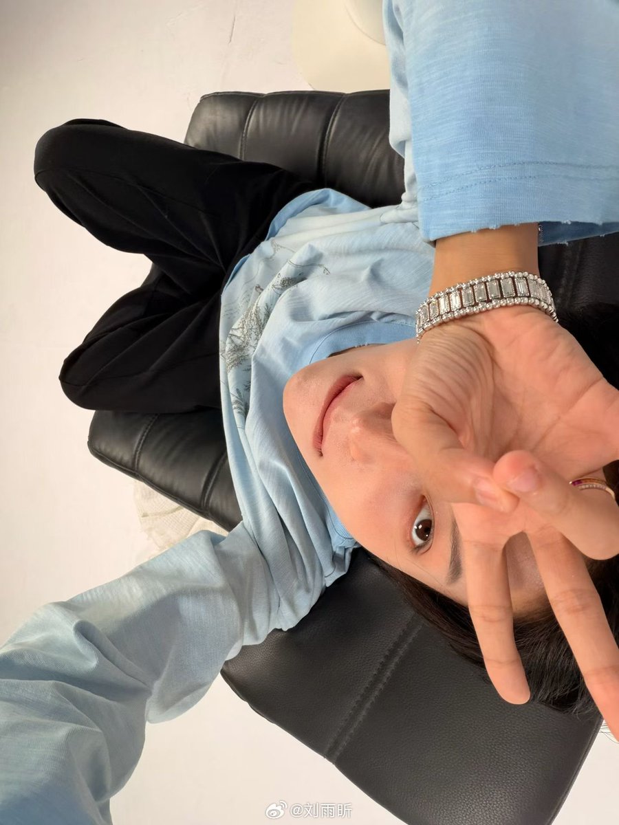 xqueencrew's tweet photo. Yuxin weibo update

Tonight 19:30 🕢
See you at Shenzhen Stop!

#XinLiu2026XanaduTour #XINLiu #LiuYuxin https://t.co/fcieeZk2On