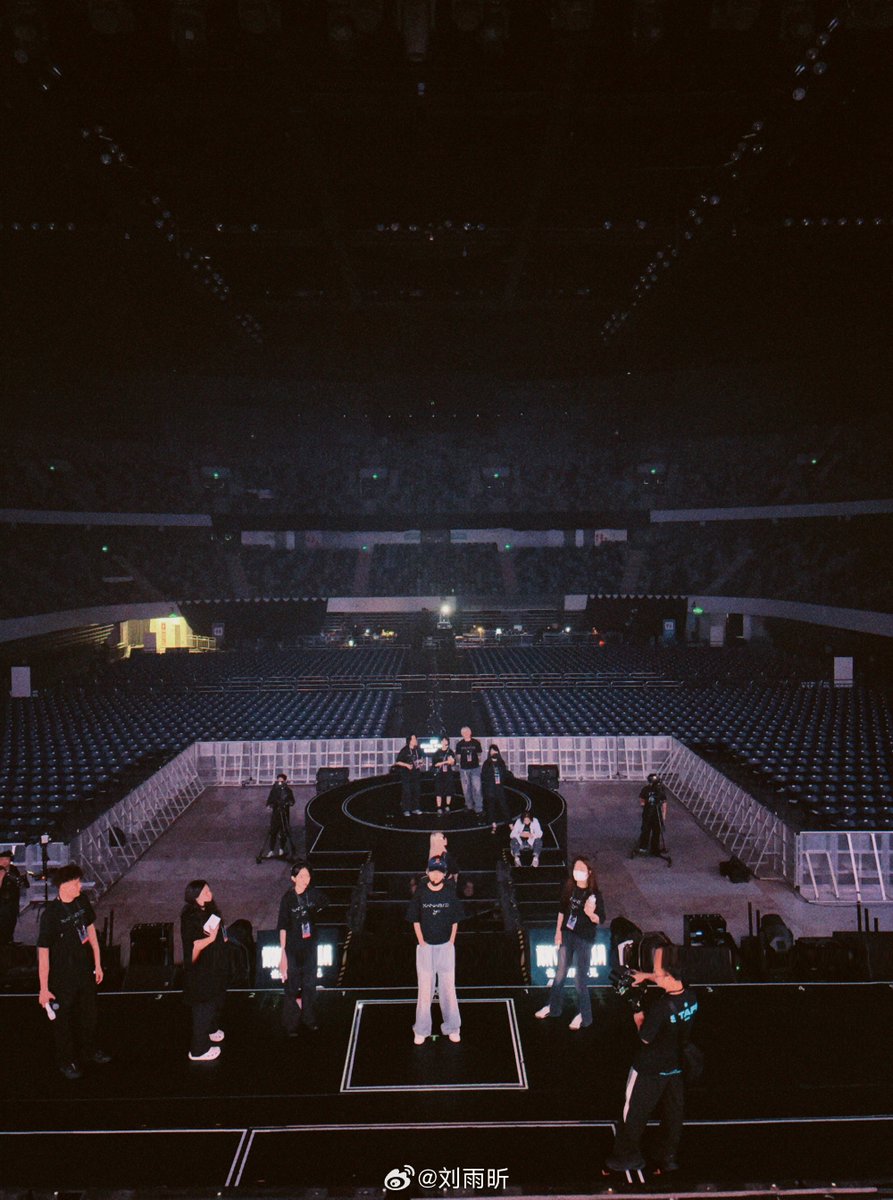 xqueencrew's tweet photo. Yuxin weibo update

Tonight 19:30 🕢
See you at Shenzhen Stop!

#XinLiu2026XanaduTour #XINLiu #LiuYuxin https://t.co/fcieeZk2On