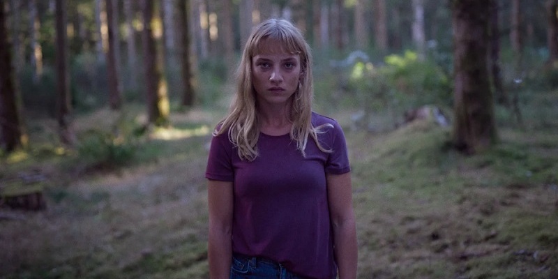themoviewaffler's tweet photo. "This sci-fi thriller may play out entirely on Earth, but Megan Northam's performance is stellar."
MEANWHILE ON EARTH is on Shudder UK now.
Read @hilliseric's review at https://t.co/64kp4NMfqq
#MeanwhileOnEarth #Shudder #MeganNortham #WorldCinema #film #movies https://t.co/ZDJIm6T9g2