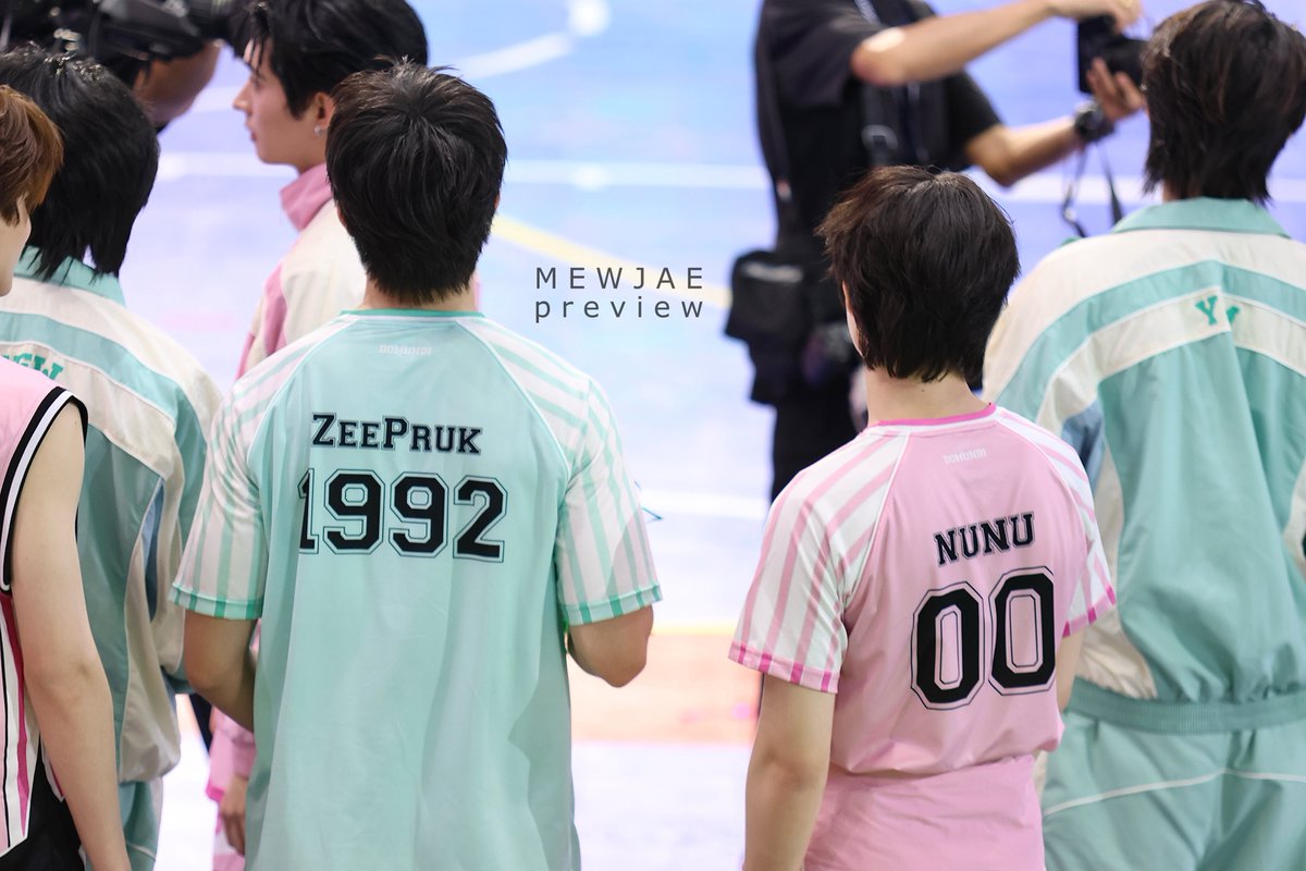 MEWJAExZEEPRUK's tweet photo. ZEEPRUK 💚🩷 NUNU

ZEENUNEW x ZON SUSU 
#กีฬาสีซีนุนิวสุดเจ๋ง

DOMUNDI SPORTS 2026
#DMDSportsDay2026

@zee_pruk #ZeePruk 
@CwrNew #NuNew https://t.co/JCr1OBY3z2