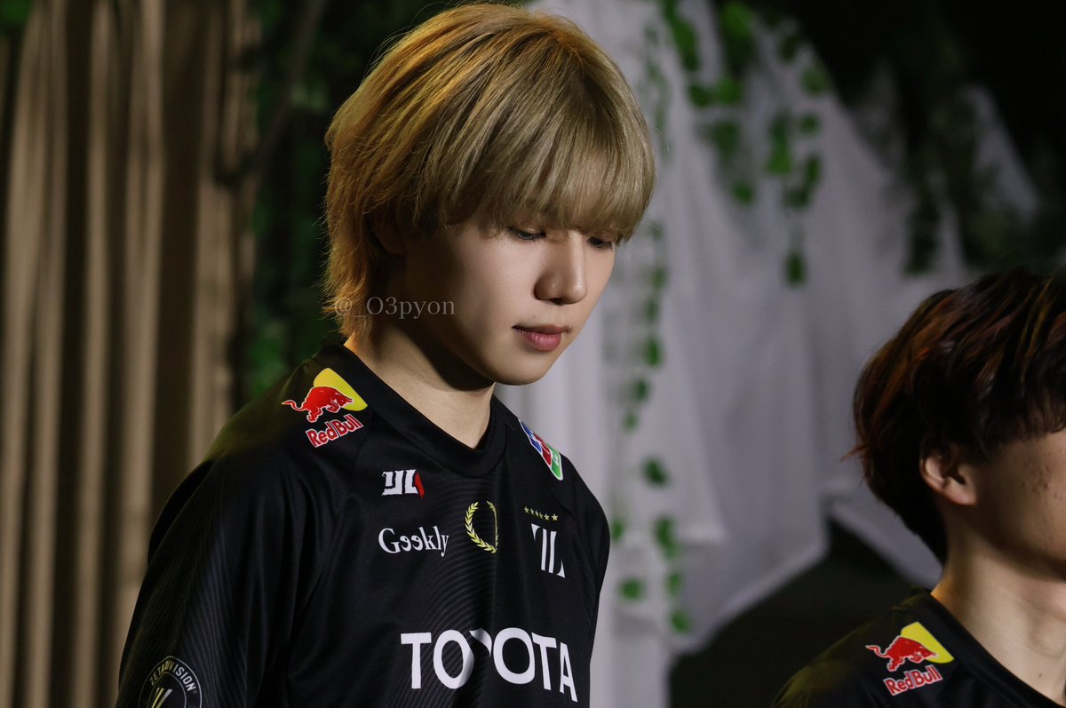 _O3pyon's tweet photo. プレイオフ Day2の🐔さん
明日絶対勝とう！！
#ZETAWIN https://t.co/LetIsJCz1F