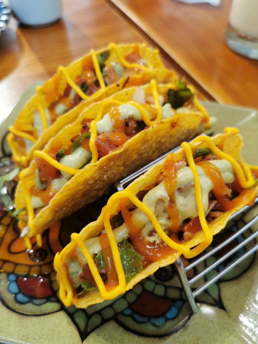 JaneneB73358's tweet photo. Just had the most mouthwatering Mexican cochinita pibil at that new downtown spot—tangy achiote marinade, tender pulled pork, wrapped in banana leaves. Pure comfort with a vibrant twist! https://t.co/Sp9MbgHvrn