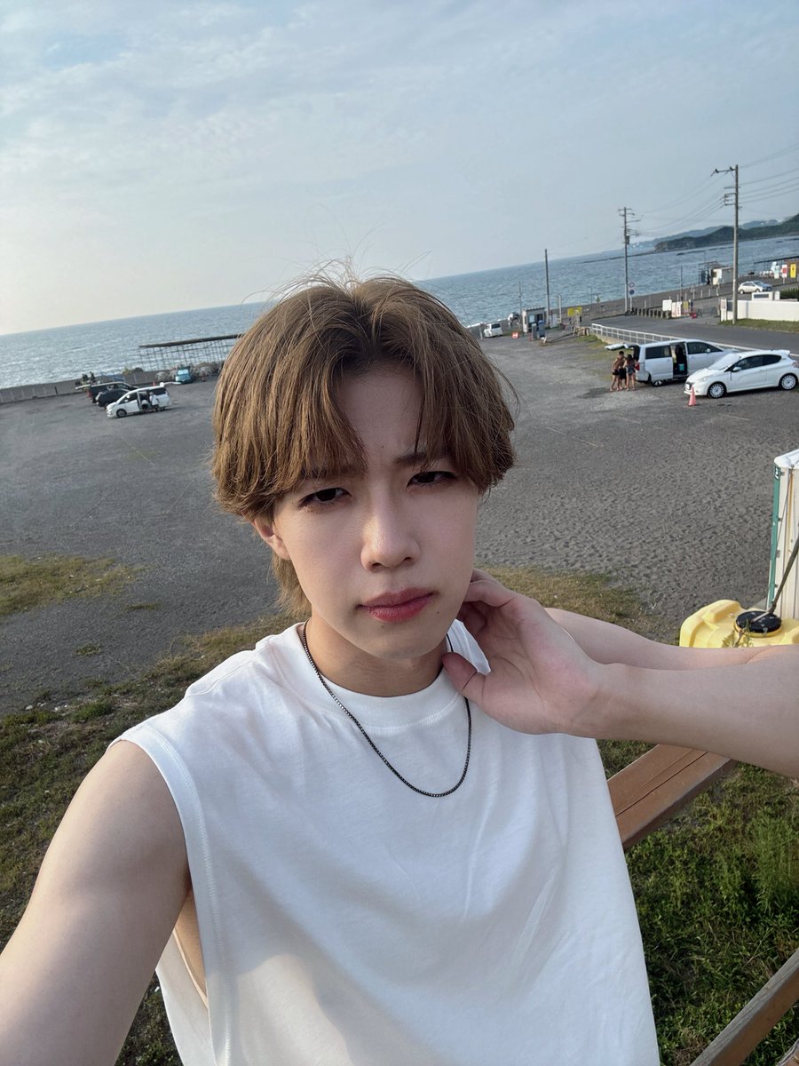 minato_thetop's tweet photo. 𝓼𝓾𝓶𝓶𝓮𝓻☀️🍉 https://t.co/NjrL3Kmc2b