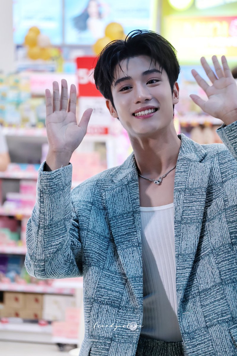ccandyurluve's tweet photo. 260802

ONGSA AT WATSONS NORTHVILLE

#watsonsxongsa
#ongsa https://t.co/TwD5RpappV