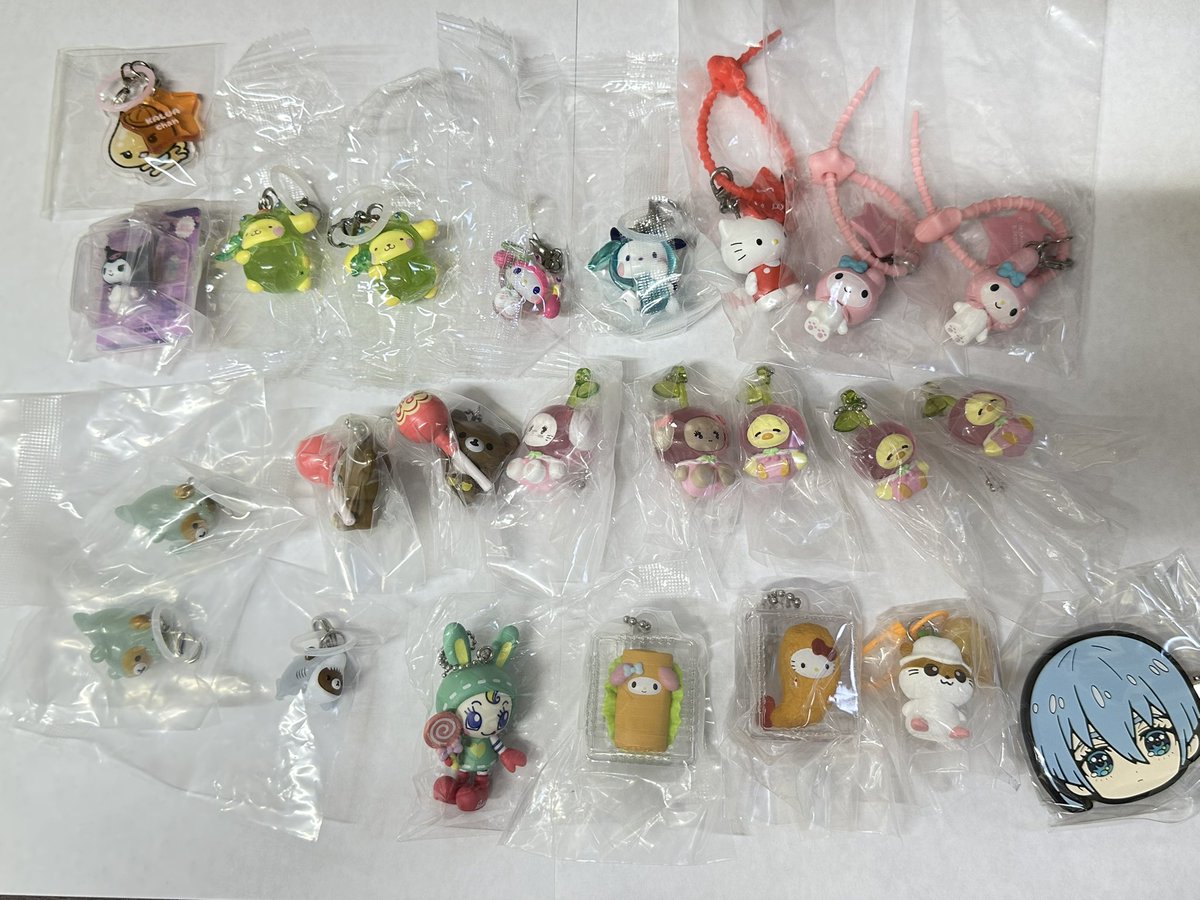 sgac115's tweet photo. サンリオ めじるしアクセサリー mikko リラックマ ブルーロックガチャ 交換 

譲→1枚目

求→2枚目>3枚目

新宿手渡し優先
纏めて、同等優先📍
他お譲り可能な物固定にもあります◎
お気軽にお声掛けください🎀 https://t.co/6N0XcVrlFg