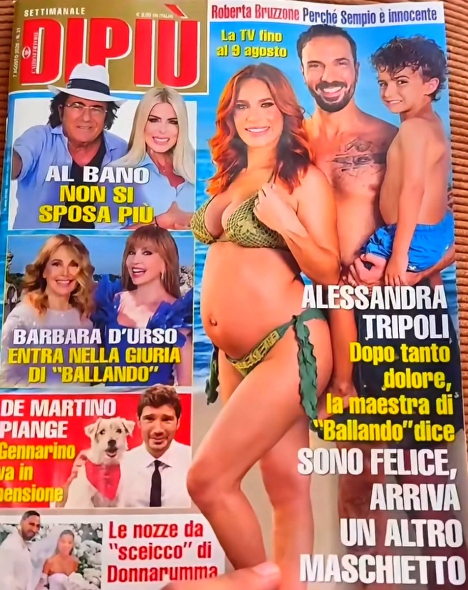 thetvknight's tweet photo. ‼️ L'edizione di oggi del settimanale DIPIÙ mostra oltre alla bellissima Alessandra Tripoli incinta, anche la notizia di Barbara D'Urso probabile giurata a #BallandoConLeStelle! 👀 https://t.co/zUpNvrsCqL