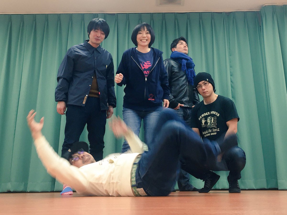 koyamamegumi225's tweet photo. 🌸KOYAMASONIC番外編🌸
いよいよ来週土曜！
ていちゃんとまっすんと3人で、
楽しいひとときをお届けします！
現在皆様おひとり参加です。
尋常じゃない近さでお楽しみください！
待ってるよ！
いや、ほんとに待ってるよ！

日時：8月8日18時開演 開場は30分前
場所：下北沢アークボックス(東京都世田谷区北沢3-25-1 MTビル 3Ｆ)
料金：2,500円＋1drink
お申込：koyamasonic@gmail.comまでお名前･枚数･連絡先をお願いします！

そして！！！！！
現地の楽しさそのままに、
そっと録画が決まりました！
後日KOYAMASONICStoreで発売予定です！
遠方の方！ご都合合わなかった方！
こちらでお楽しみ頂けると幸いです！

3人揃ってるパラダイス銀河の時の！