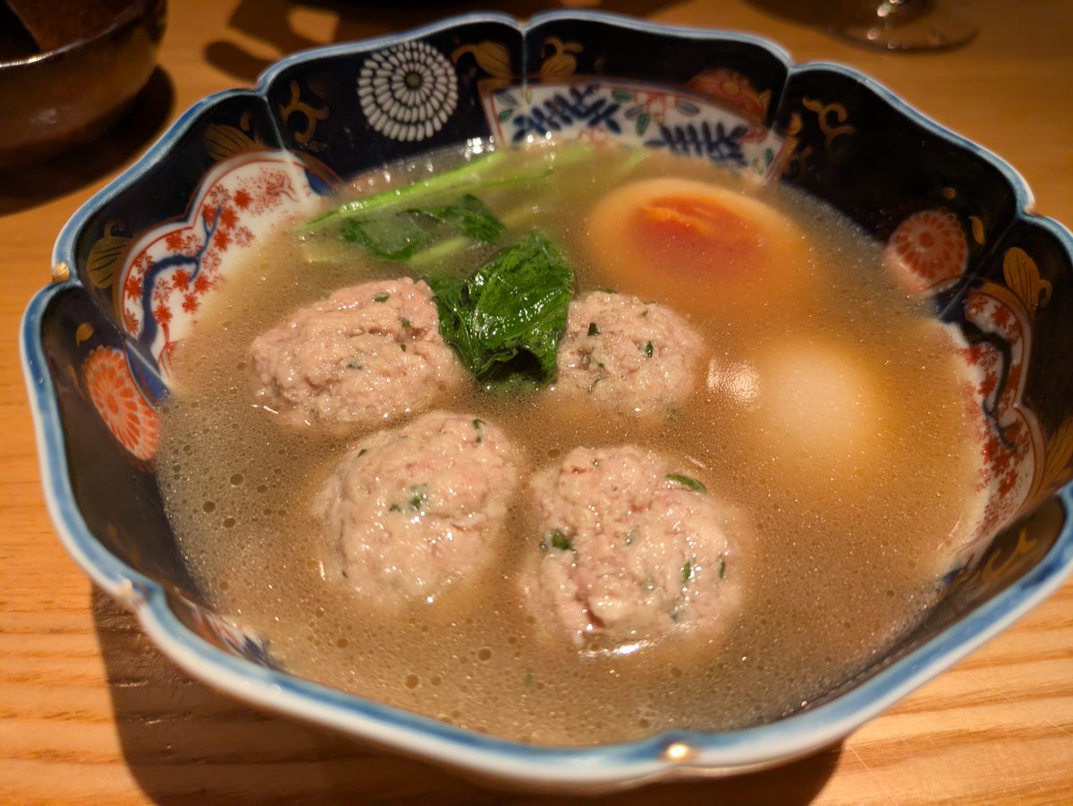 Miasmachen's tweet photo. 鴨せせりの炭焼きと鴨つくねのおでん。おでんのお出汁がめちゃ美味しい。 https://t.co/ee3Nk7Am3o