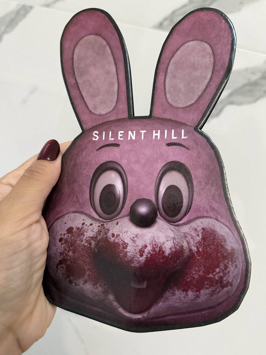 LilBigTrouble's tweet photo. No longer available but did you know official Silent Hill makeup was released in 2024? This is the Robbie the Rabbit eyeshadow pallet which contains a shade called Its Bread https://t.co/qdVOJmI78h