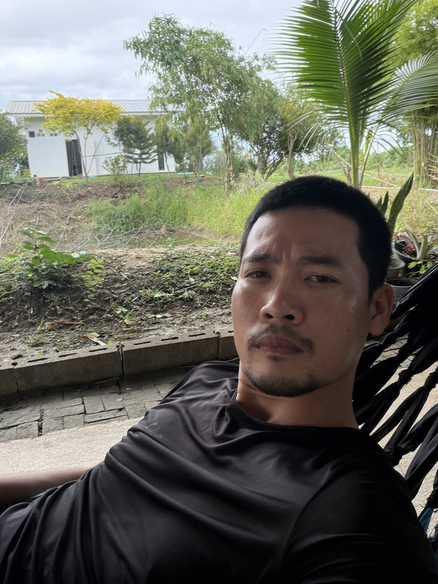 fennik_th's tweet photo. บรรยากาศยามเย็น เหมือนฝนจะตกอีกแล้ววววว https://t.co/ecisbkkaR1