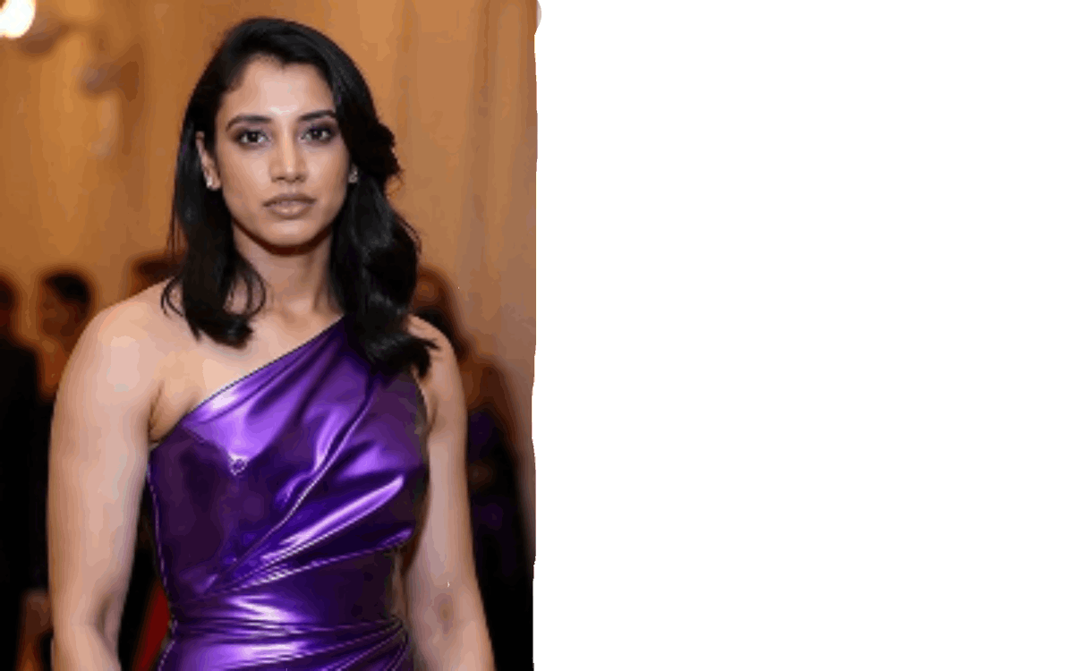 ImPC_45's tweet photo. Smriti Mandhana

With makeup 🥵                     Without makeup 🤢 https://t.co/ZE7bJBXu8O