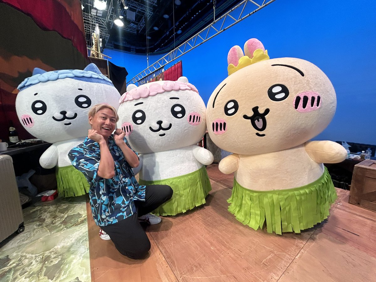 shinichi0421's tweet photo. ちいかわちゃんに負けました🤣

おもろすぎーw

かわいすぎーw

俺、モモンガ推しって伝えたらツッコミしてくれたwww

#爆笑レッドカーペット🟥
#映画ちいかわ https://t.co/Je2idznbUG