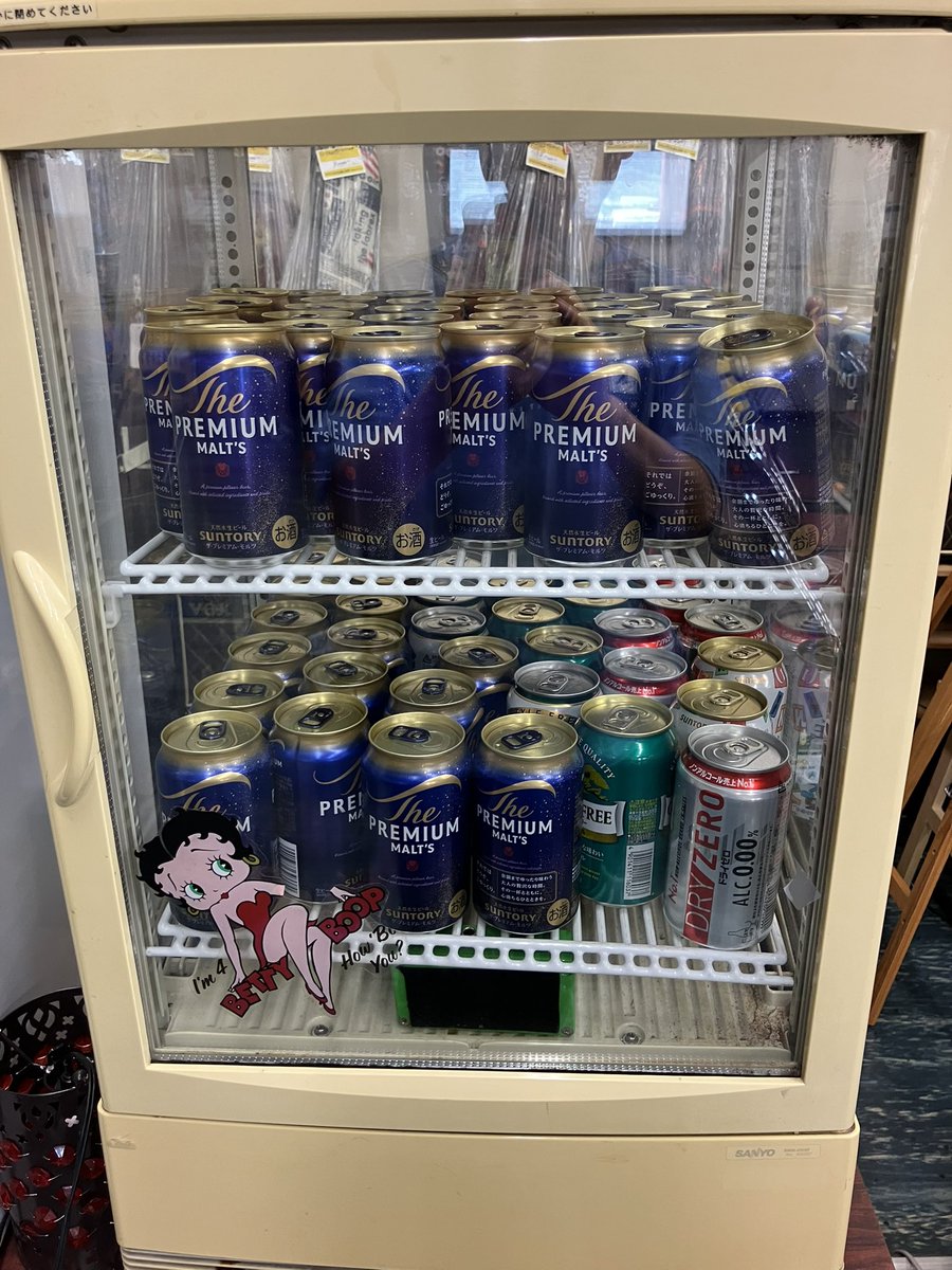 J_Krauser_666's tweet photo. 明日8/2はクラウザーフェス略してクラフェスです！
楽しい一日になると思いますのでご観覧よろしくお願いします！
広くて快適な会場ですよ。
一階の中華とお蕎麦もオススメです。
人気バンドの演奏をお楽しみください‼️ https://t.co/ulHsUeuB7Z