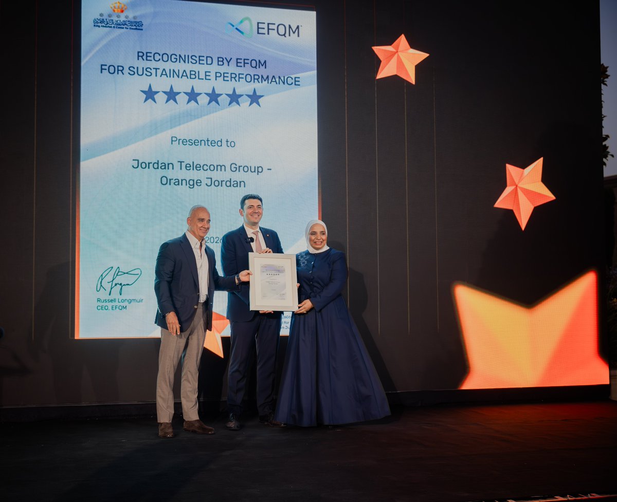 orangeJo's tweet photo. وراء كل إنجاز... فريق يستحق الاحتفال 🧡

لحظات من احتفالنا بحصول Orange الأردن على شهادة الاعتراف بالتميز (EFQM) بمستوى 6 نجوم، كأول شركة اتصالات عالمياً تحقق هذا الإنجاز.

إلى المزيد من التميز والنجاحات معاً! ⭐⭐⭐⭐⭐⭐

@KACE_Jordan 
#دايماً_معاك https://t.co/B1OjID1Qtx