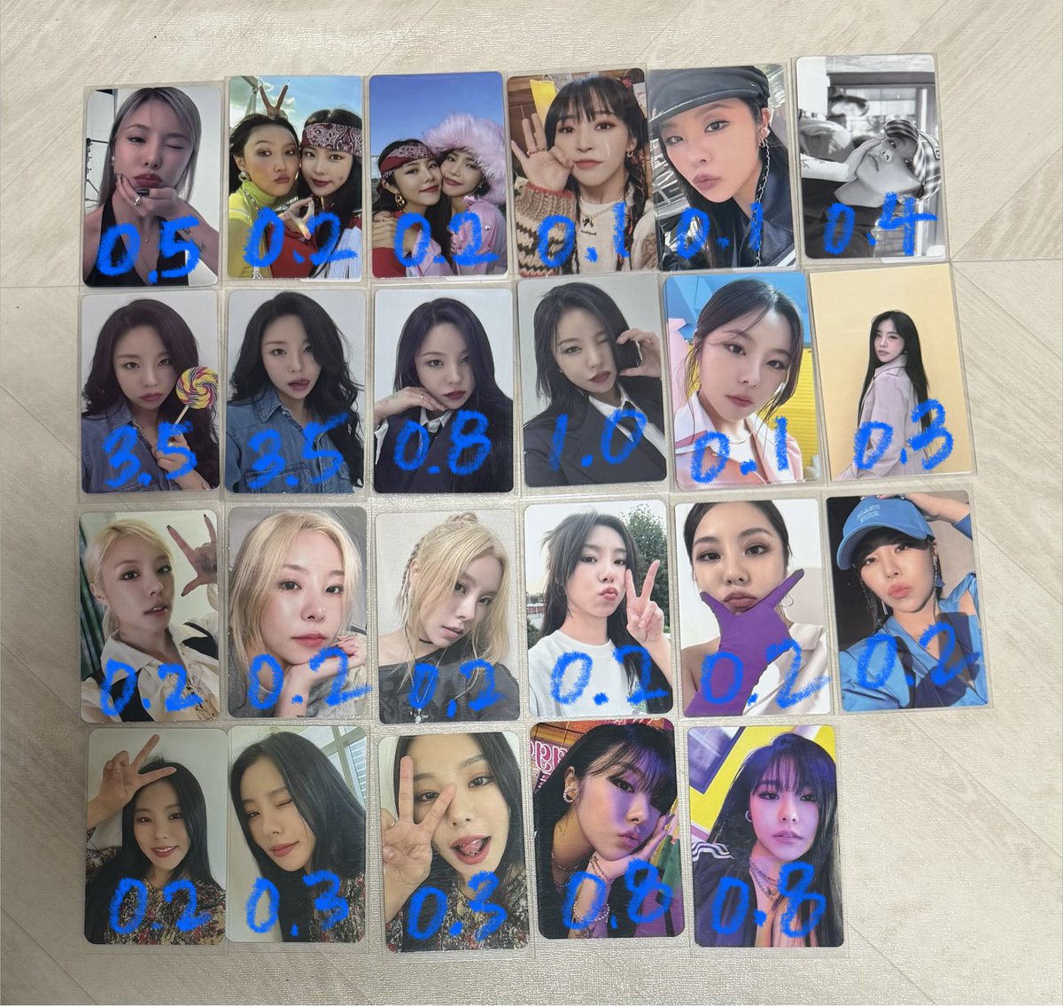 s0so_0_'s tweet photo. 마마무 포카 양도 sell

준등기 0.2 / 반값택배 0.2

ㅅㅊㅇ 솔라 문별 휘인 화사 solar moonbyul wheein hwasa 

https://t.co/JubBes3vB8 https://t.co/Rdu4CKn6Es