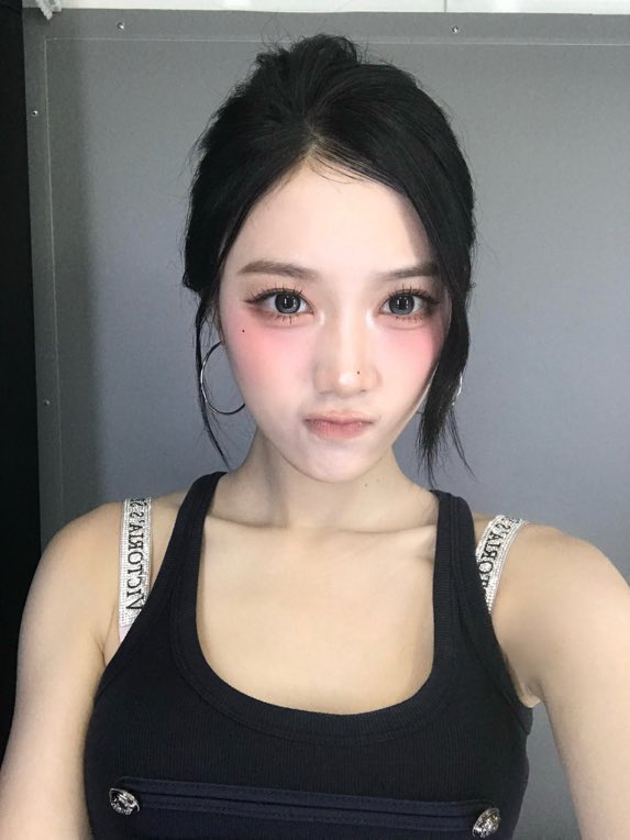 sullynnpill's tweet photo. sullin your meep game too strong… your face card too blinding…. https://t.co/6qqQd9y4xz