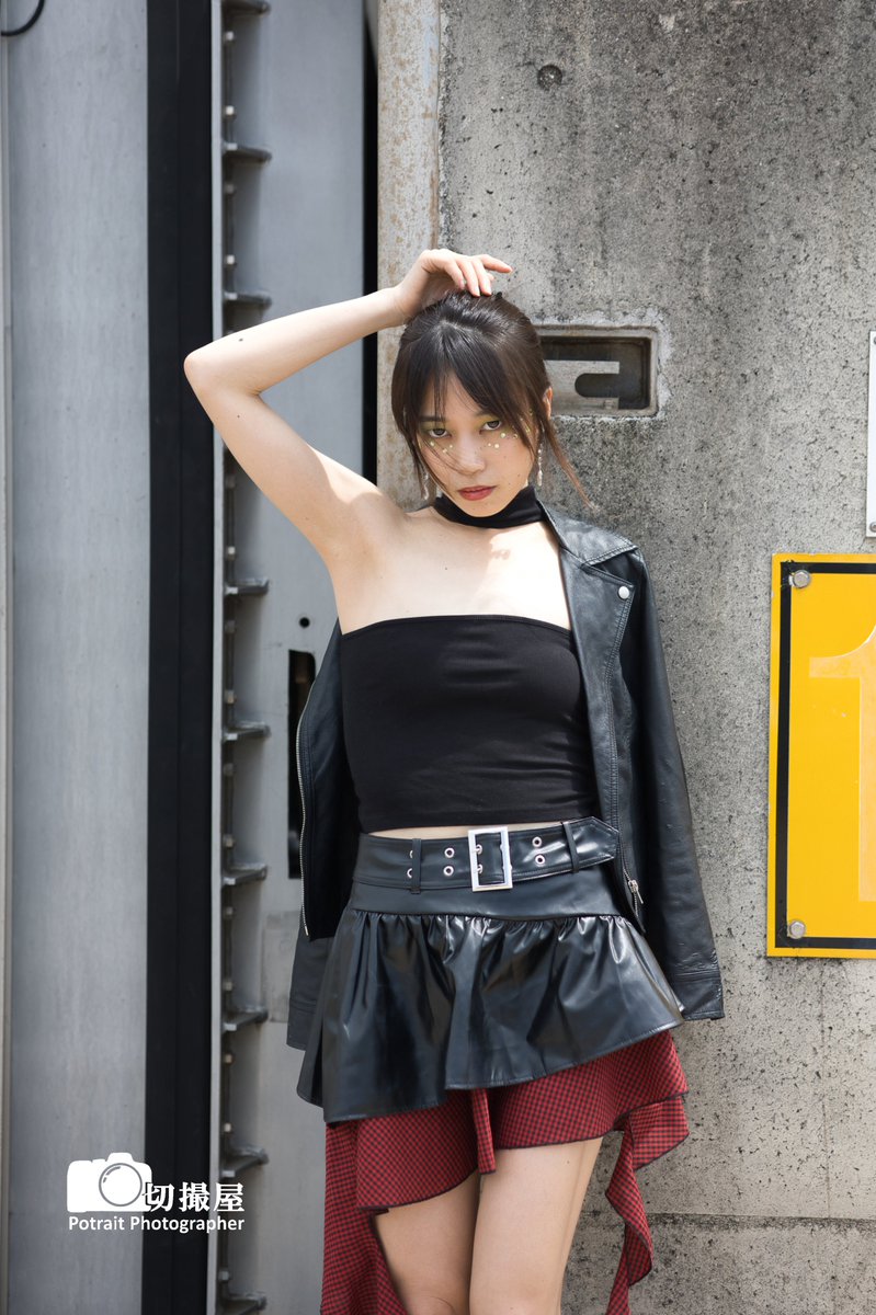 photo_hajime's tweet photo. 「　From black and white to colour　３　」

Model：優花さん（@2525youka2525）

#切撮屋
#キリトリセカイ
#ポートレート撮影 https://t.co/XN2V4nkTHi