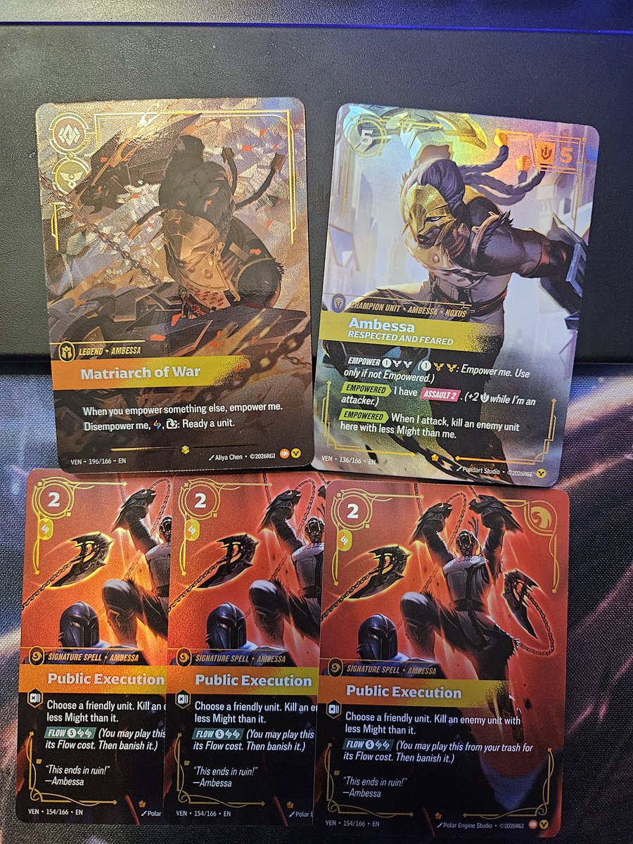 QlippedWing's tweet photo. Opened a case on stream tonight and got some pretty good pulls! #riftbound #vendetta https://t.co/FyA1dmn34q