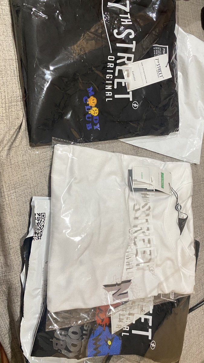 windoflove's tweet photo. เสื้อมาแล้ว แต่รูปคงหล่นกลางทาง ส่งตามมาด้วยนะคะ 555

#ENGFAx7thStreet
ENGFA OUR HEART01
#อิงฟ้ามหาชน #อิงฟ้าวราหะ 
#EngfaWaraha @EWaraha https://t.co/GwLmBi7rKI