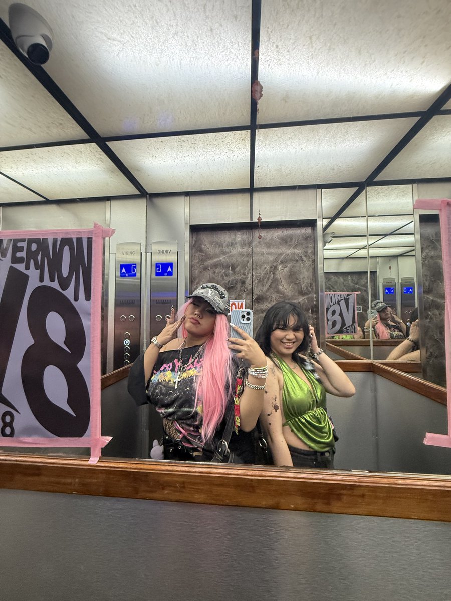 joowolfp's tweet photo. hot girls love V8 !
#V8_XMHPH #CLUBV8 https://t.co/2DLm40rvC7