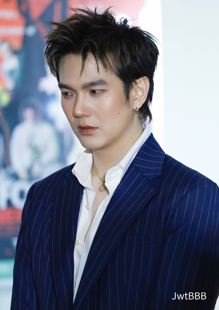 JwtBBB's tweet photo. ก้อคนมันหล่ออ่ะจ้า 💙🫶

BUILD AT HK FILM GALA

#HKFilmGalaPresentation2026

@JakeB4rever
#BuildJakapan
#Beyourluve https://t.co/Uz2Ro1usBh