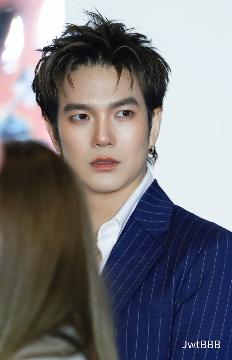 JwtBBB's tweet photo. ก้อคนมันหล่ออ่ะจ้า 💙🫶

BUILD AT HK FILM GALA

#HKFilmGalaPresentation2026

@JakeB4rever
#BuildJakapan
#Beyourluve https://t.co/Uz2Ro1usBh