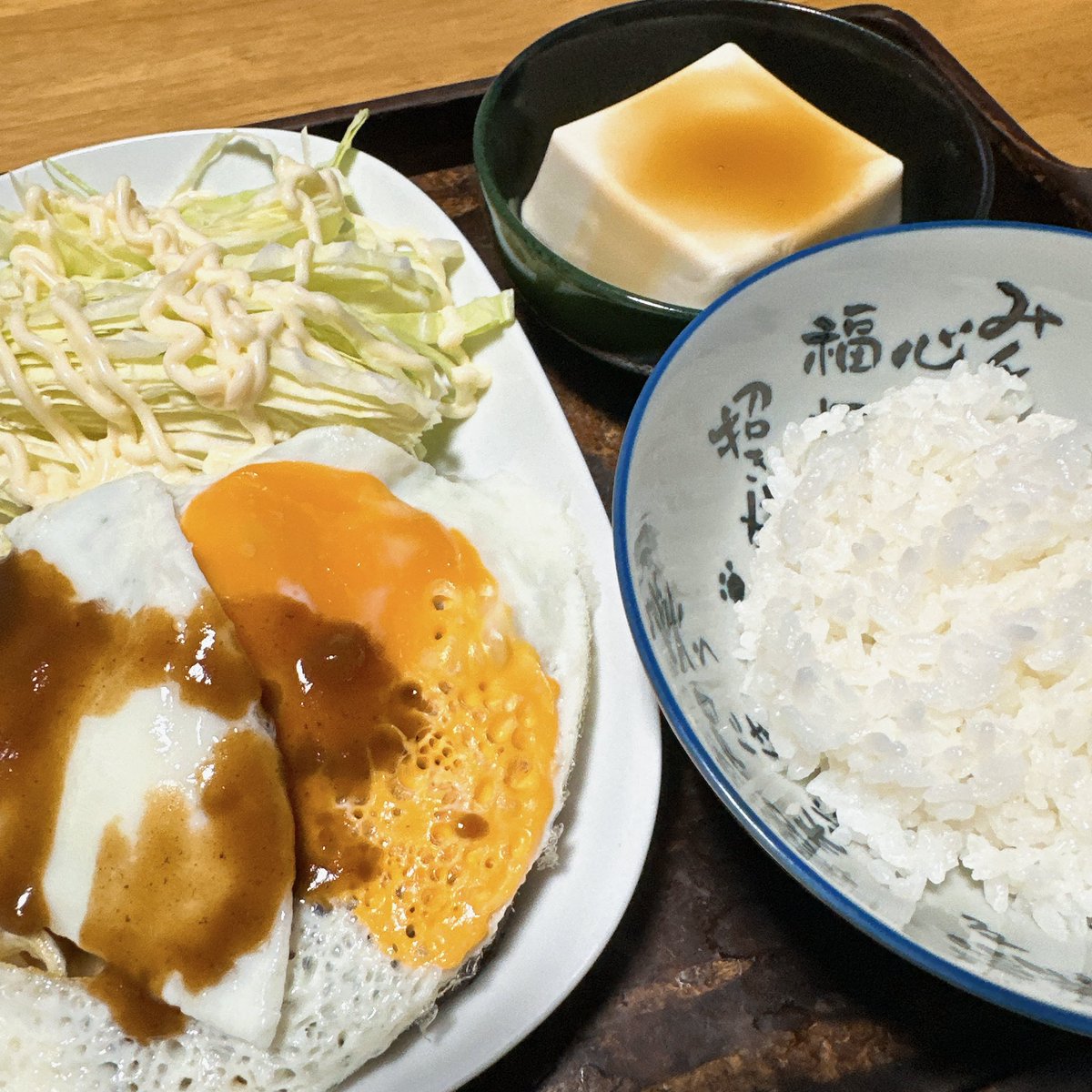 maakun0927's tweet photo. 今日の晩御飯は
(」ﾟoﾟ)」ﾊﾝﾊﾞｰｰｰｰｰｸﾞ!!
たまごの下で見えないけど💦
 #飯テロ
 #マサのご飯 https://t.co/XcGK4g416f