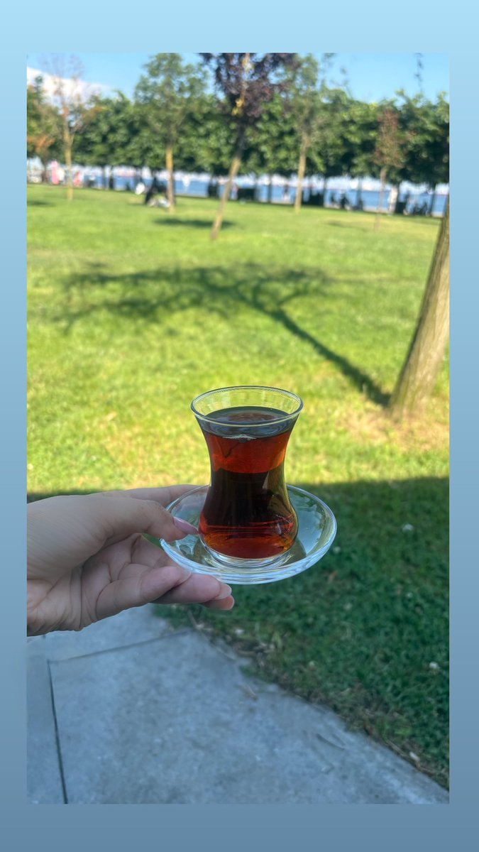canoem34's tweet photo. Huzurla içilen çay en güzel çay🤗🥳 https://t.co/89aQT3hglR