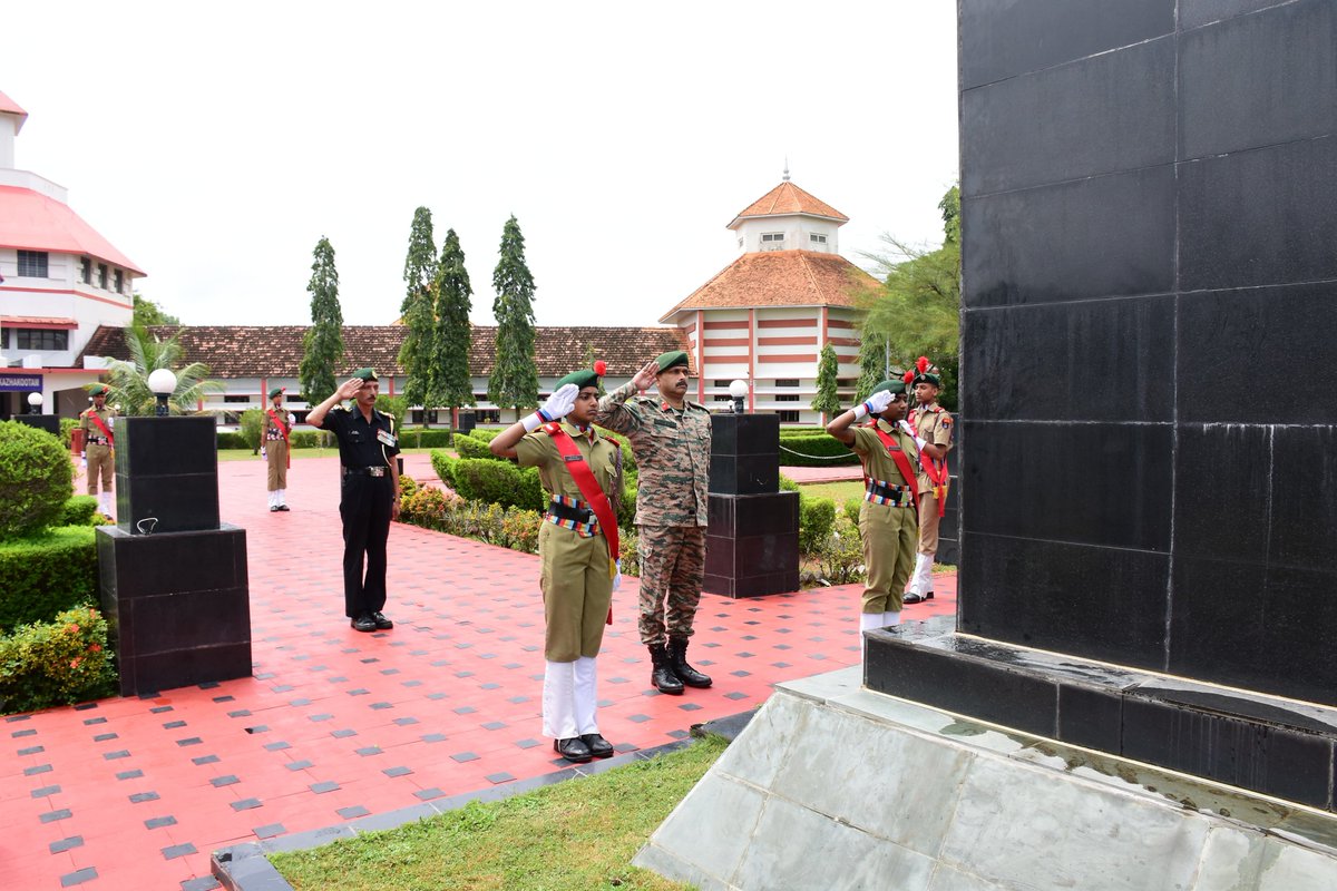 DefencePROTvm's tweet photo. Brig Rajeev S.Nair, Group Commander, NCC Group Headquarters, Thiruvananthapuram, visited Sainik School Kazhakootam, today (1 August 2026). He was warmly received  by Col Abhishek Vohra, Principal, Sainik School Kazhakootam, Wg Cdr M. Rajkumar, Vice Principal; Cdr Abraham Philip, Administrative Officer; Associate NCC Officers (ANOs); and the staff of Sainik School NCC Company.

During the interaction, the Group Commander appreciated the school's commitment to fostering leadership, discipline, and national values among the cadets through the NCC programmes.

#MoD  #NCC #Sainikschool
#Indianarmy #Indiannavy #Airforce