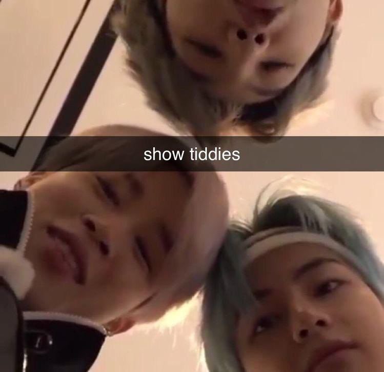 mooncoffeee_'s tweet photo. @kookieintae https://t.co/T2ROG7frwy
