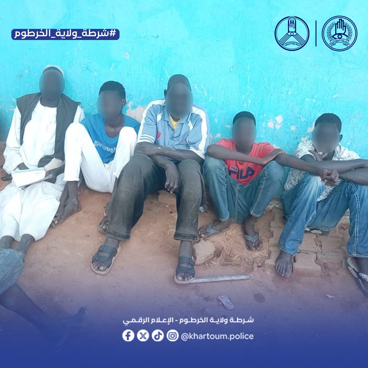 Khartoumpolice's tweet photo. في عملية أمنية نفذتها شرطة محلية الخرطوم بمشاركة القوات النظامية ضبط عشرات المتهمين من بينهم أجانب ومطلوبون في قضايا جنائية واستعادة أثاثات وأجهزة كهربائية نفذت العملية بمتابعة ميدانية من قيادات شرطة ولاية الخرطوم والمنطقة العسكرية. https://t.co/2FNaaDUkiQ