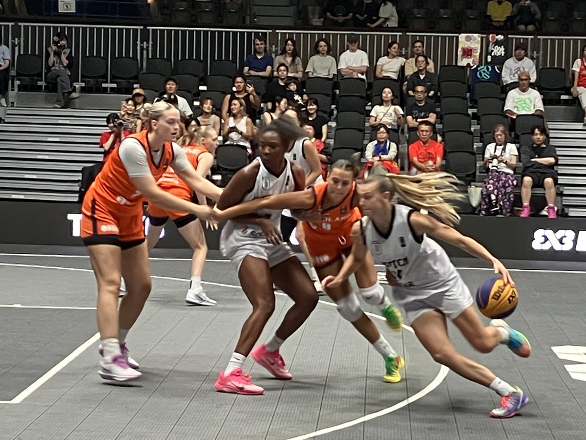 minoru_st's tweet photo. FIBA 3x3 Women's Series Tokyo Stop 2026. Main Draw Pool A. Neftchi SOCAR  vs Netherlands U25. 20対18でNeftchi SOCARの勝利。
#3x3WS #FIBA3x3 https://t.co/afusITsqCj