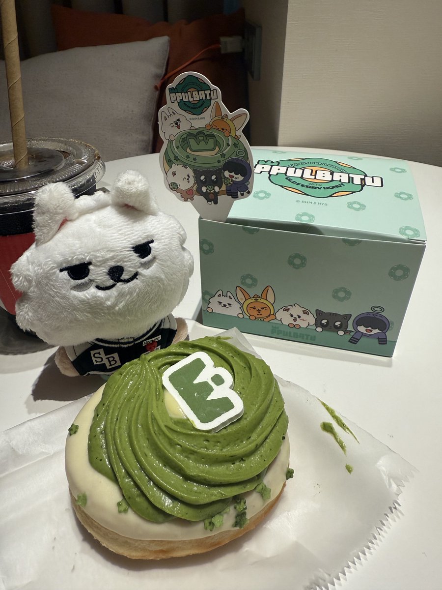 chocolatte0304's tweet photo. @PPULBATU_TXT @chu2ball 2歳のお誕生日おめでとう🥳
気づけばいつも一緒にお出かけ✨ これからもよろしくね❤️ https://t.co/pe6za1Yf09