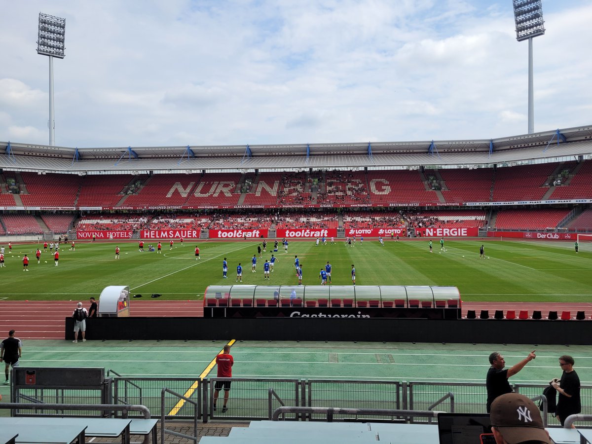 BILD_FCN's tweet photo. Noch etwa 20 Minuten bis Anpfiff. Besonders voll dürfte das MMS heute nicht werden ... #fcn #glubb https://t.co/P36K5RPyKX
