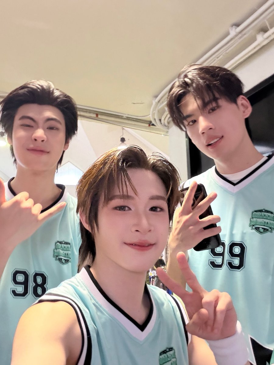 natasittttt's tweet photo. สีเราชนะบาสแล้ววว ดีใจ 🥹 เก่งมากครับ MVP 

DOMUNDI SPORTS 2026

#DMDSportsDay2026 https://t.co/TwaYfeaMnK