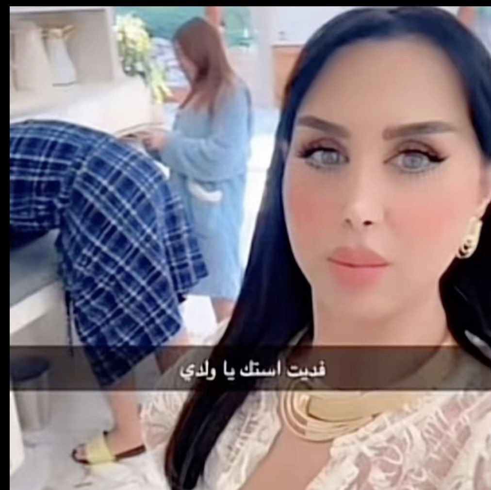 opsS0s's tweet photo. انا مع اي حركه تسويها بنتي https://t.co/SWcjBmNESQ