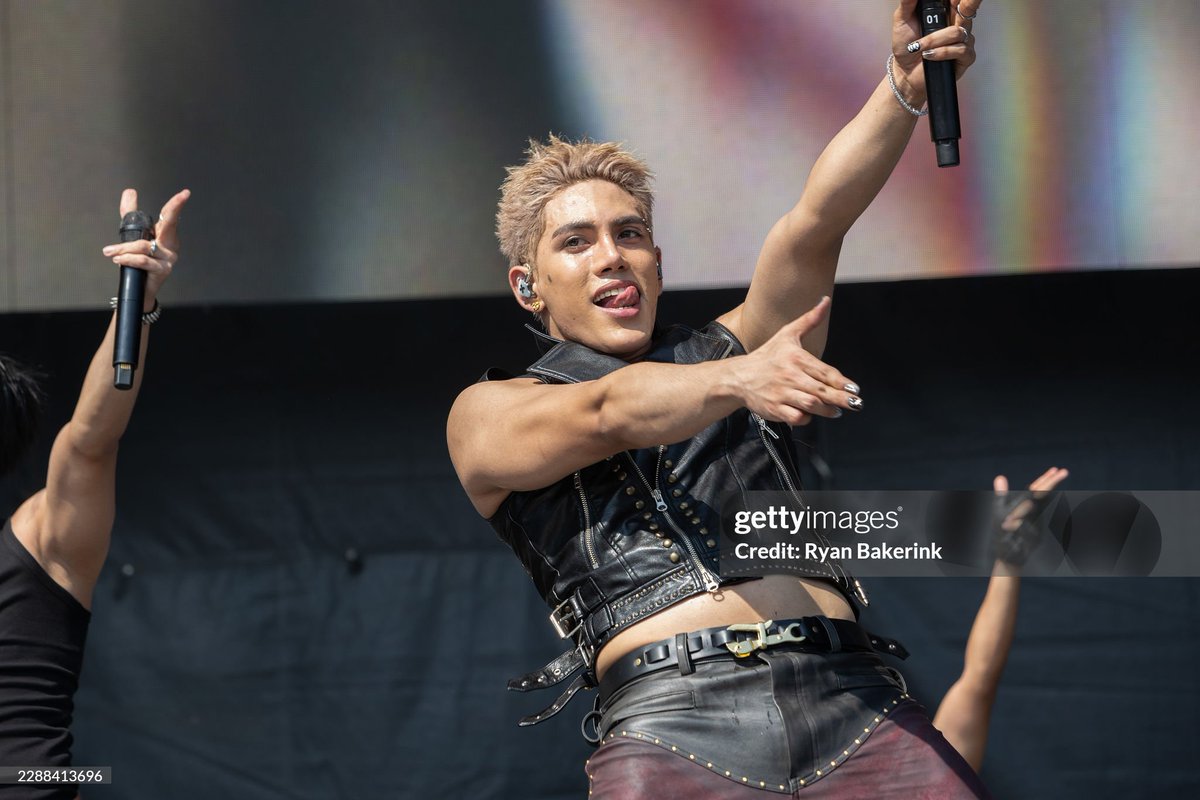 prinSBerry19's tweet photo. Some of Stell's photos from getty images. Definitely a hottieee!!!! 🔥❤️‍🔥 https://t.co/NooBffFiRP