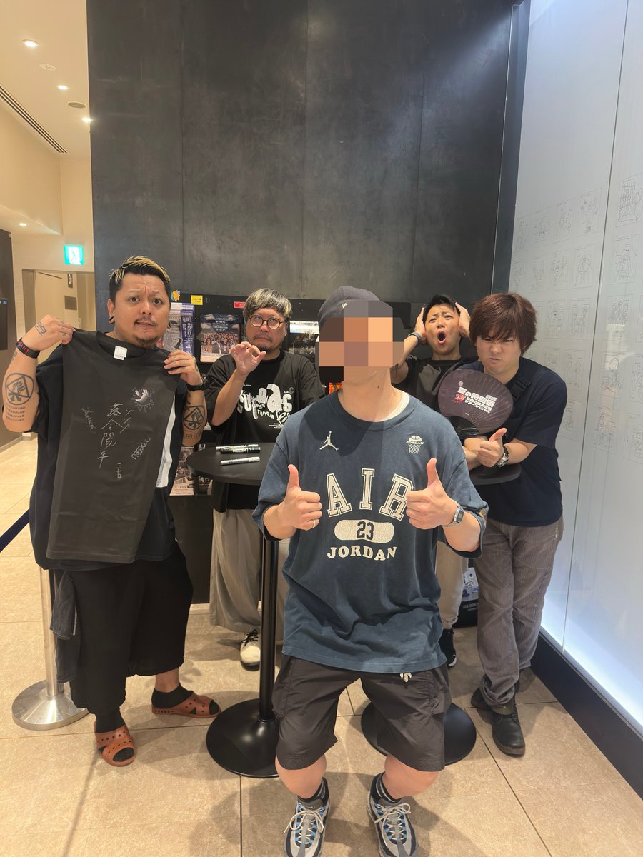 koi69vsal's tweet photo. ありがとうございました！！！
やっと会えて
緊張しちゃって全然上手く喋れなかったけど
ゾゾゾのメンバーの皆さん
凄く優しく接してくれてお話してくれて
最高の時間でした！！🥹
これからも応援してます！！
本当ありがとうございました🥲✨
今年の夏の特別編も楽しみ過ぎる！！！

#ゾゾゾ https://t.co/zZDtqdw4mf