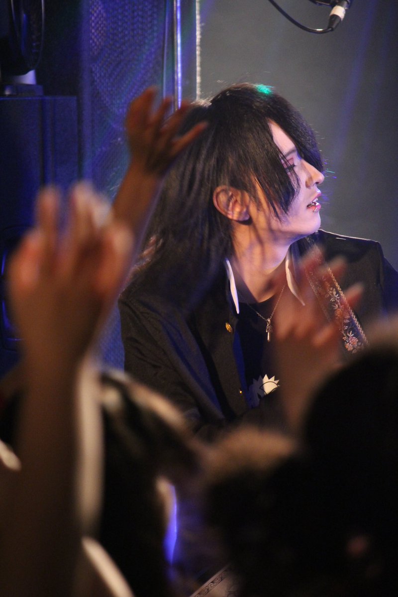 詩音【泡沫と雨】 (@Shion_tkbt) / Posts / X