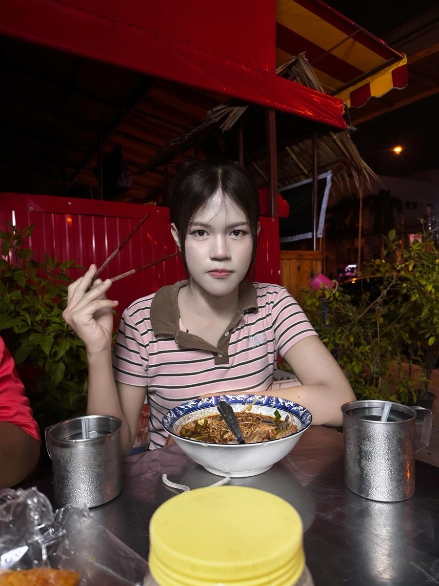 minngkha2's tweet photo. อายุ15 หารายได้เสริม🤣 #เทพารัก #บางเมือง #สมุทรปราการ https://t.co/160bEIBcEz