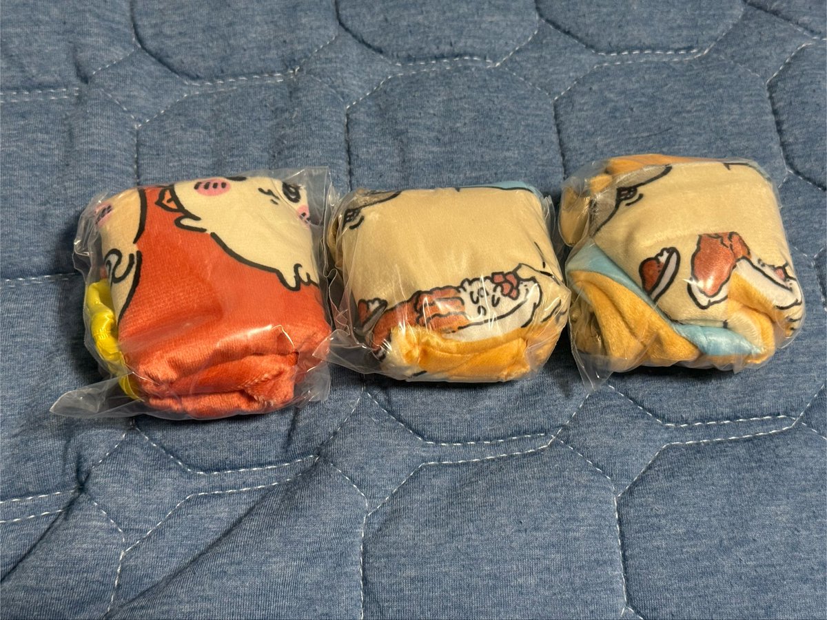 susu_ttse's tweet photo. @88_tkyu 初めまして、検索から失礼いたします。
くりまんじゅう＆シーサーを所持しているのですが交換は可能でしょうか？
ご検討よろしくお願いいたします。 https://t.co/ZPSuJolEls