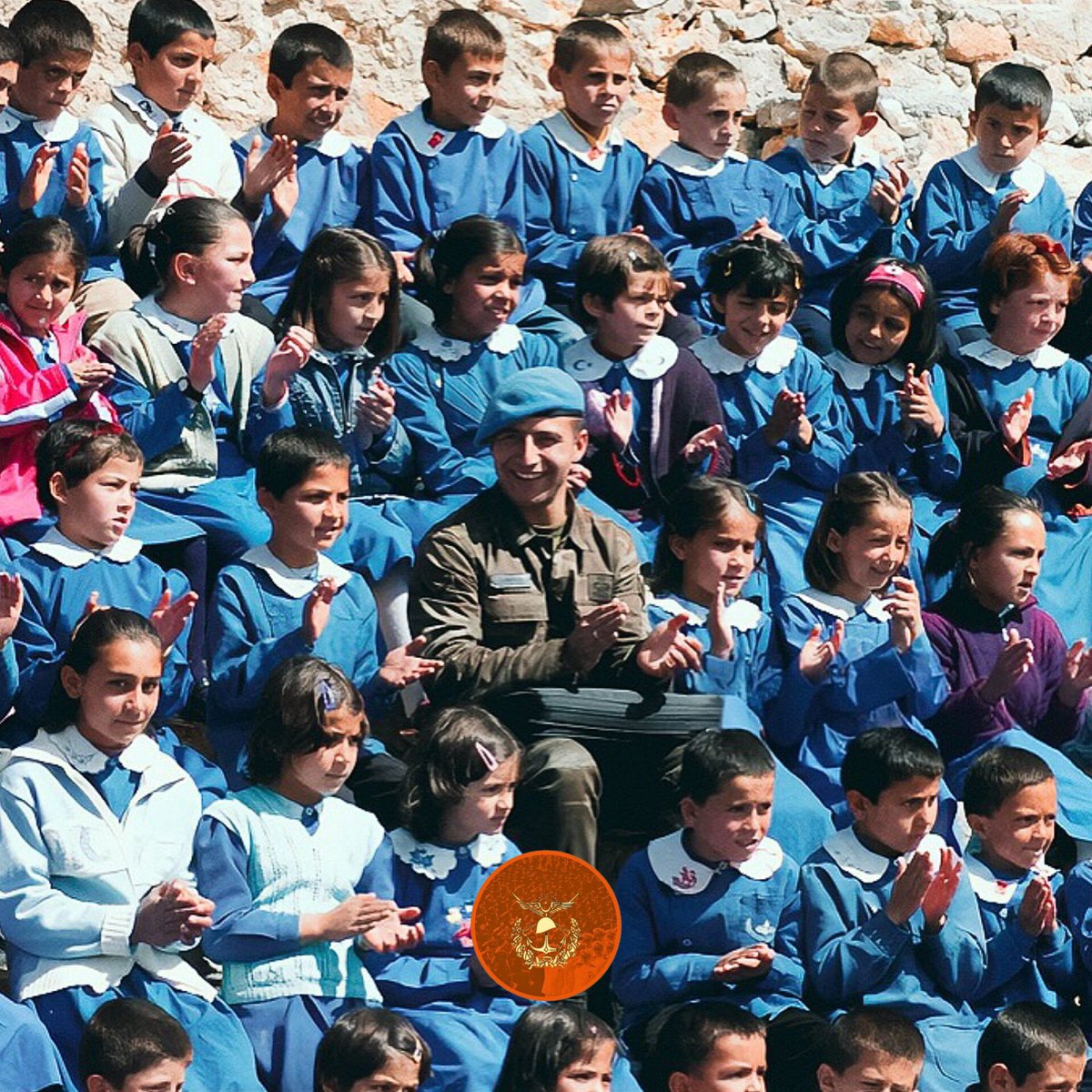militerenstitu's tweet photo. “Dünyanın hiçbir ordusunda yüreği seninkinden daha temiz, daha sağlam bir askere rast gelinmemiştir.” https://t.co/BlIWL1MUkA