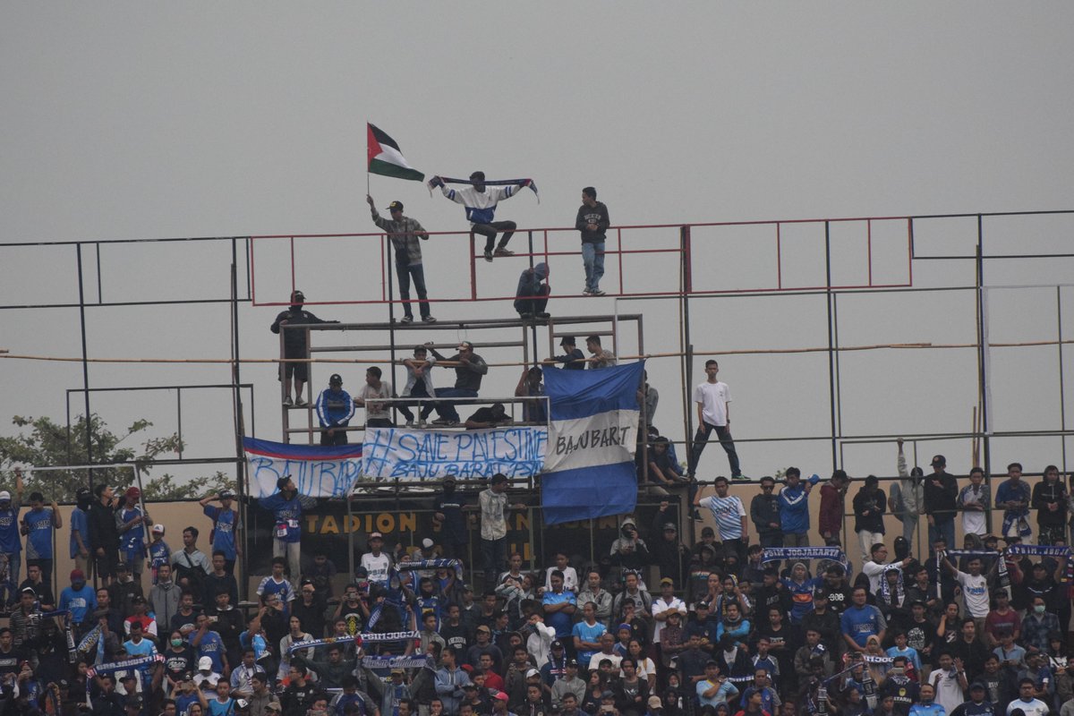 JakartaCasual's tweet photo. For those who haven't been, Yogyakarta is a great footballing town with 3 excellent stadiums. It's also a popular tourist destination for people who don't like football! https://t.co/DKXA8dPjP4
