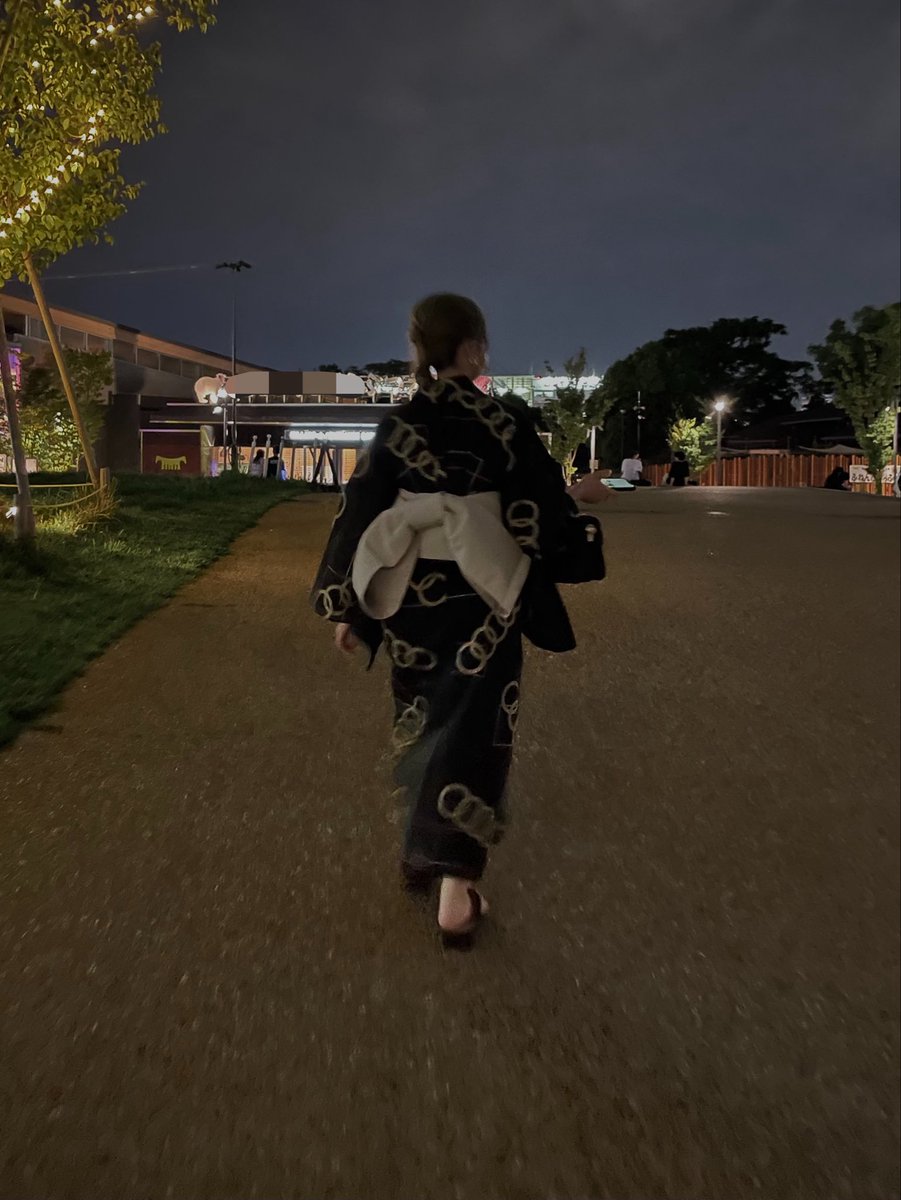 karrren_22's tweet photo. 🎆 https://t.co/Dlg6oVikuY