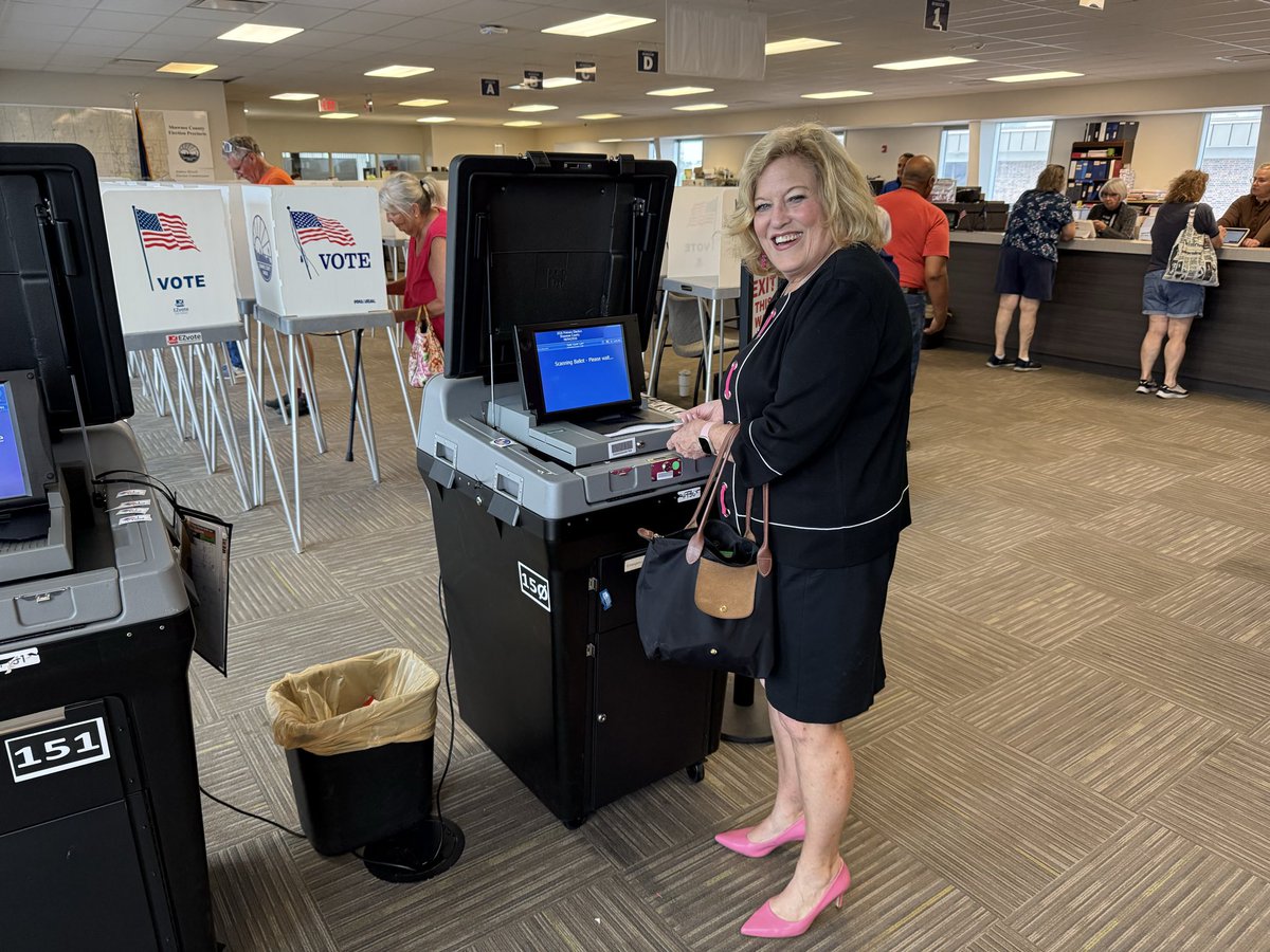 VickiSchmidtKS's tweet photo. Mike and I voted early at the Shawnee County Election Office yesterday. We hope you make plans to vote next week! https://t.co/WEEaJarsDL