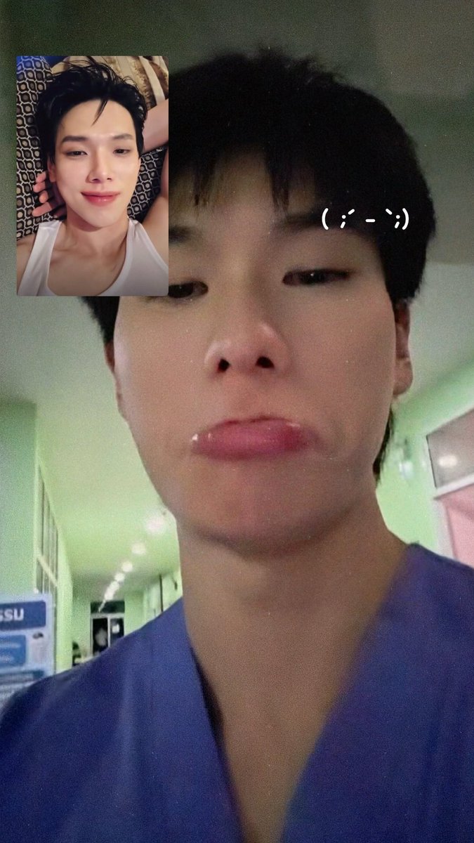pattomatoface's tweet photo. 🦖: ฮัลโหล ออกเวรแล้วเหรอ
🚗: อืม ทำไมเทอไม่เปิดกล้องอะ
🦖: เปิดแล้วค้าบ มีคนงอแงเหรอ
🚗: งอแง เหนื่อย อยากเห็นหน้า🥺

#ต้าห์อู๋ออฟโรด #daouoffroad ⋆𐙚₊˚⊹♡ https://t.co/RE2xggSfb1