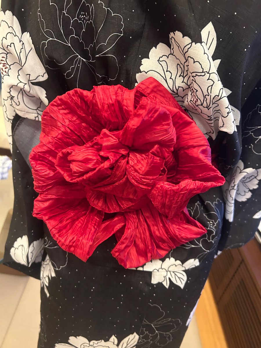 Mea__0315's tweet photo. 花火大会めちゃよかった.ᐟ
妹の分と私の分、両方の帯結んだけどがちで可愛くできて満足すぎた…
(ちょっとだけ自慢させて.ᐟ 同じ浴衣だけど1枚目が妹、2枚目が私の帯の結び方っ.ᐟ.ᐟ.ᐟ) https://t.co/HBSDImE7Fz