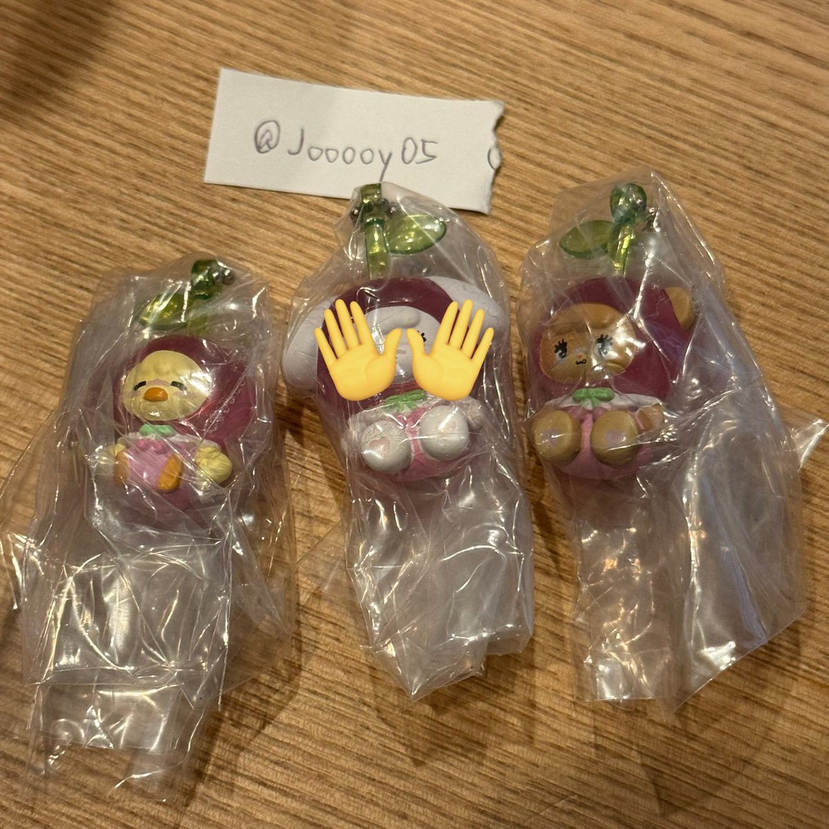Jooooy05's tweet photo. @honeys_kari リプ失礼致します🙇🏻‍♀️
パフとスフレ1:1で交換可能でしょうか？
ご検討いただけますと幸いです https://t.co/a3InTGiEVM